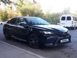 Toyota Camry 2021 года за 14 500 000 тг. в Кызылорда