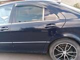 Mercedes-Benz S 320 2002 года за 3 500 000 тг. в Щучинск – фото 3