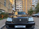 Toyota Crown 2001 года за 3 900 000 тг. в Астана