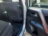 Toyota RAV4 2018 годаfor13 000 000 тг. в Астана – фото 3