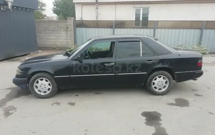 Mercedes-Benz E 260 1992 годаүшін1 200 000 тг. в Алматы