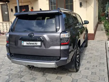Toyota 4Runner 2018 года за 18 000 000 тг. в Алматы – фото 4