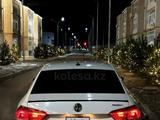 Volkswagen Passat 2013 годаүшін4 250 000 тг. в Атырау