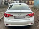 Hyundai Sonata 2015 года за 6 100 000 тг. в Караганда – фото 4