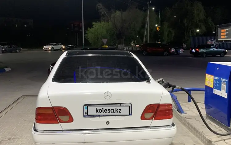 Mercedes-Benz E 230 1997 года за 2 680 000 тг. в Кызылорда
