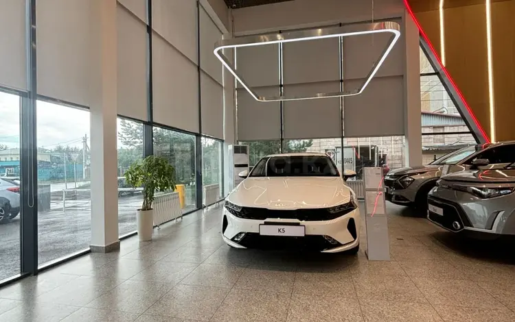 Kia K5 Luxe 2025 года за 12 690 000 тг. в Петропавловск