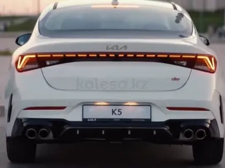 Kia K5 Luxe 2025 года за 12 690 000 тг. в Петропавловск – фото 3