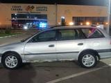 Toyota Avensis 1998 года за 850 000 тг. в Петропавловск – фото 3