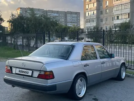 Mercedes-Benz E 230 1992 года за 2 700 000 тг. в Алматы – фото 4