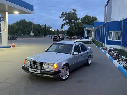 Mercedes-Benz E 230 1992 года за 2 700 000 тг. в Алматы – фото 6