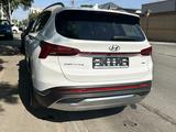 Hyundai Santa Fe 2023 года за 17 000 000 тг. в Павлодар – фото 4