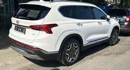 Hyundai Santa Fe 2023 года за 18 500 000 тг. в Павлодар – фото 3