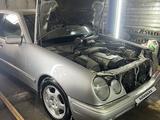 Mercedes-Benz E 280 1996 годаfor3 000 000 тг. в Караганда