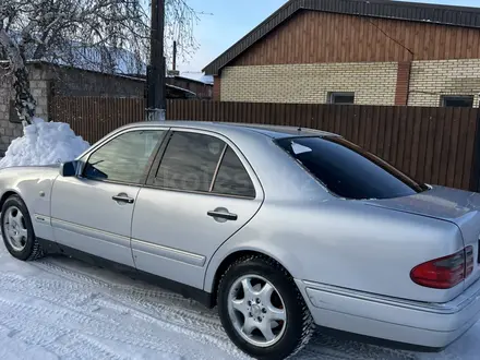 Mercedes-Benz E 280 1996 года за 3 000 000 тг. в Караганда – фото 2