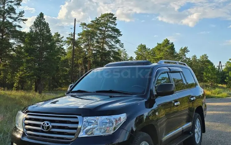 Toyota Land Cruiser 2011 годаүшін18 500 000 тг. в Семей