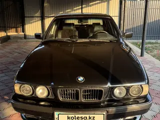 BMW 525