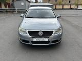 Volkswagen Passat 2010 года за 3 400 000 тг. в Караганда