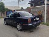 Volkswagen Passat 2005 года за 2 000 000 тг. в Алматы – фото 5