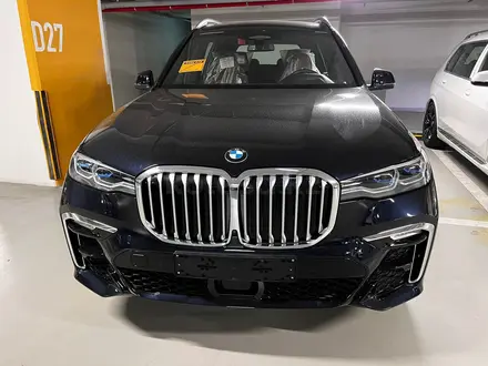 BMW X7 2022 года за 63 000 000 тг. в Актобе – фото 2