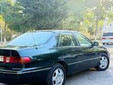 Toyota Camry 2001 года за 3 200 000 тг. в Шымкент – фото 2