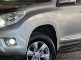 Toyota Land Cruiser Prado 2013 года за 14 350 000 тг. в Семей – фото 5