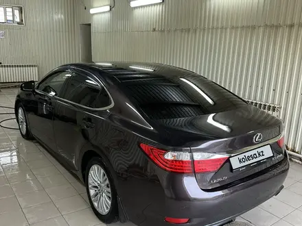 Lexus ES 250 2012 года за 13 000 000 тг. в Кульсары – фото 5