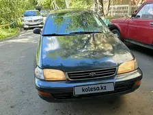 Toyota Carina E, 1995