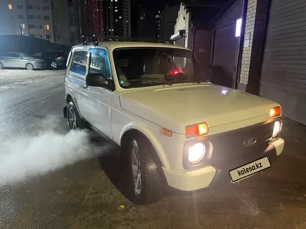 ВАЗ (Lada) Lada 2121 2017 года за 3 050 000 тг. в Астана