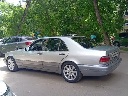 Mercedes-Benz S 500 1995 года за 3 200 000 тг. в Алматы – фото 2