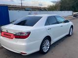 Toyota Camry 2014 года за 11 100 000 тг. в Астана – фото 2