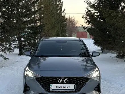 Hyundai Accent 2020 года за 8 150 000 тг. в Астана – фото 2