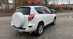 Toyota RAV4 2012 годаfor8 200 000 тг. в Караганда – фото 4