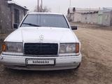 Mercedes-Benz E 200 1991 года за 1 400 000 тг. в Павлодар – фото 5