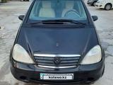 Mercedes-Benz A 160 2000 года за 1 500 000 тг. в Актау – фото 2