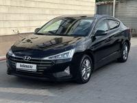 Hyundai Elantra 2019 годаүшін8 600 000 тг. в Алматы