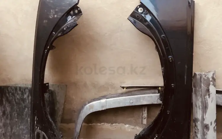 Крылья land rover discovery за 23 000 тг. в Алматы