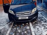 Honda FR-V 2004 года за 5 800 000 тг. в Экибастуз