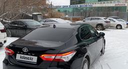 Toyota Camry 2020 года за 12 950 000 тг. в Астана – фото 3