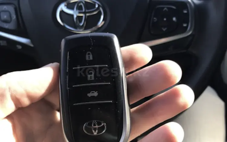 Оригинал ключ от Тойота Камри 55 почти новый за 55 000 тг. в Тараз
