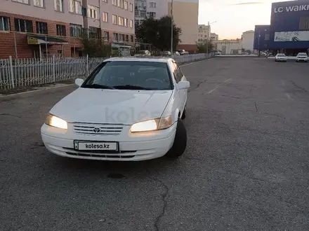 Toyota Camry 1998 года за 2 700 000 тг. в Талдыкорган – фото 2