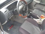 Mazda 323 2002 годаfor1 400 000 тг. в Алматы – фото 4