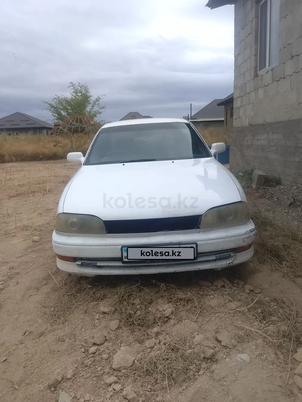 Toyota Camry, 1990