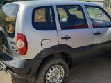 Chevrolet Niva 2013 года за 3 000 000 тг. в Актобе – фото 2