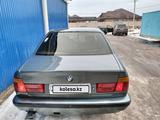 BMW 525 1990 года за 1 850 000 тг. в Шу – фото 4