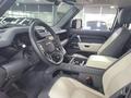 Land Rover Defender 2024 года за 35 500 000 тг. в Алматы – фото 6