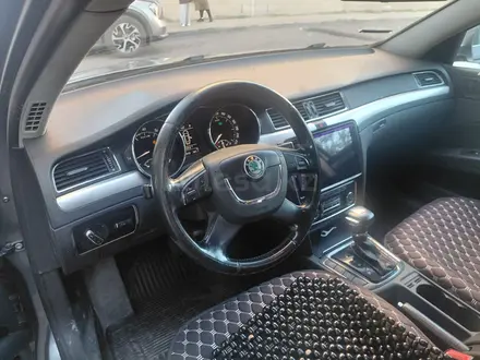 Skoda Superb 2012 года за 4 300 000 тг. в Астана – фото 6
