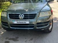 Volkswagen Touareg 2006 годаfor6 300 000 тг. в Алматы