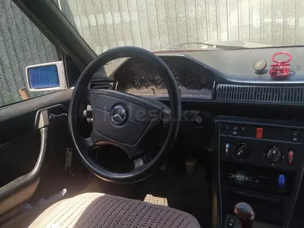 Mercedes-Benz E 230 1988 года за 950 000 тг. в Караганда – фото 18