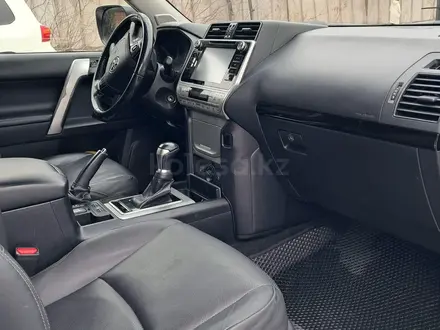 Toyota Land Cruiser Prado 2019 года за 22 500 000 тг. в Семей – фото 6