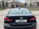 Hyundai Elantra 2018 годаүшін7 800 000 тг. в Астана – фото 5